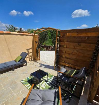 Entrecasteaux Casa | Mini Loft à la campagne La BA-LINE