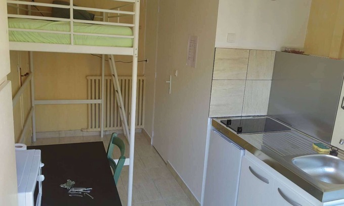 Neuilly-Plaisance Casa | Mini studio between Paris and Disney free parking