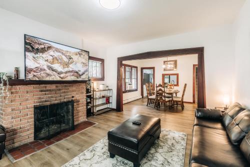 Hiawatha Casa | Minnehaha Falls Hideaway