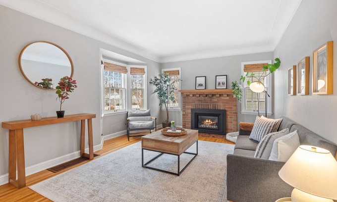 Diamond Lake Casa | MINNeSTAY* Cape Cod Charmer |