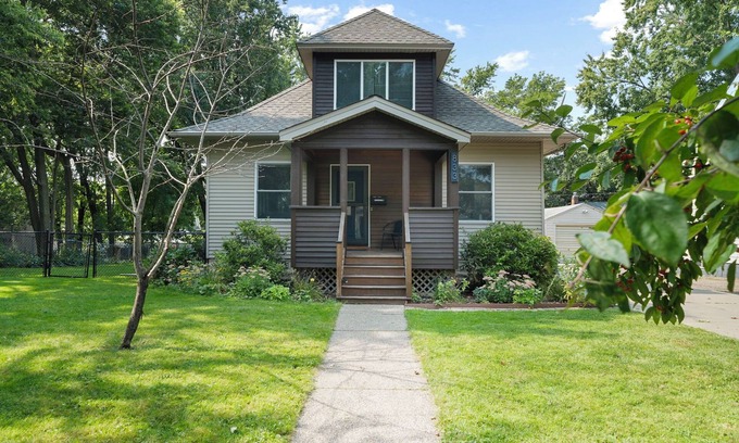 West Side Casa | MINNeSTAY* Cherokee Park