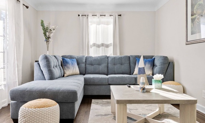 Waite Park Casa | MINNeSTAY* St. Anthony Place | Family