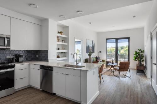The Gulch Apartamento | Mint House Nashville - The Gulch - Division St