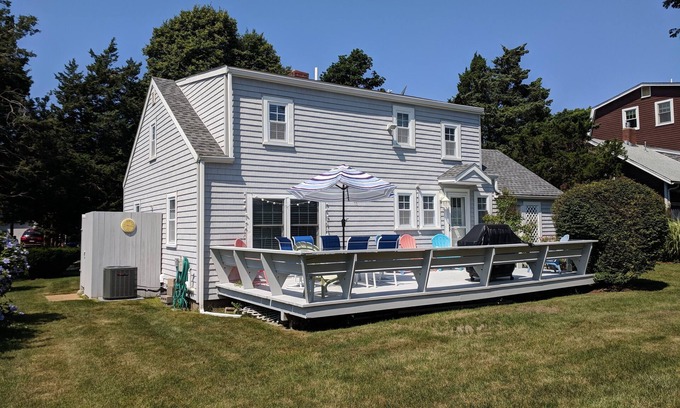 Pocasset Casa | minutes from bridges