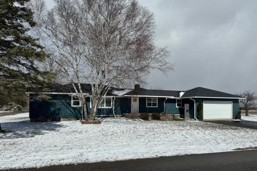 Petoskey Casa | Minutes from it All