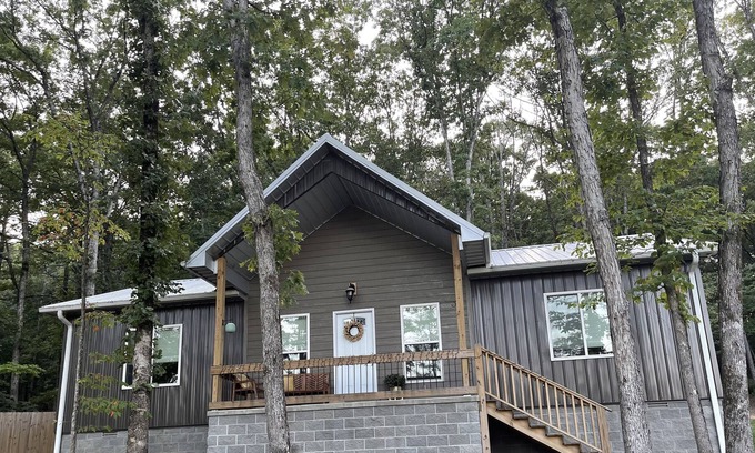 Edgemont Cabaña | Minutes from Janssens and Devil’s Fork