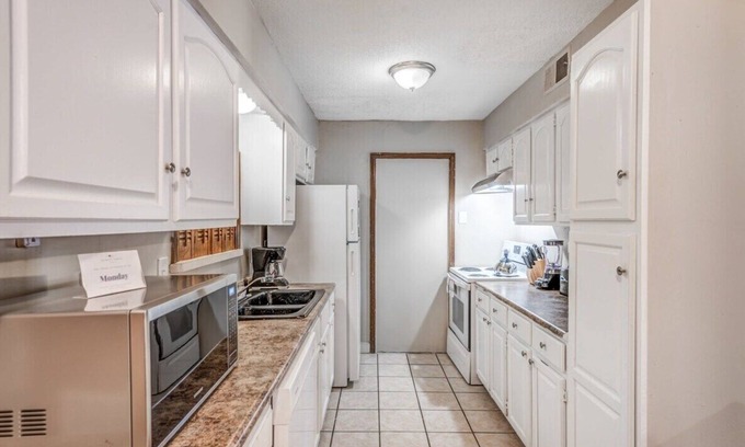 Memphis Casa | Minutes from the Airport - Wonderful Warrington