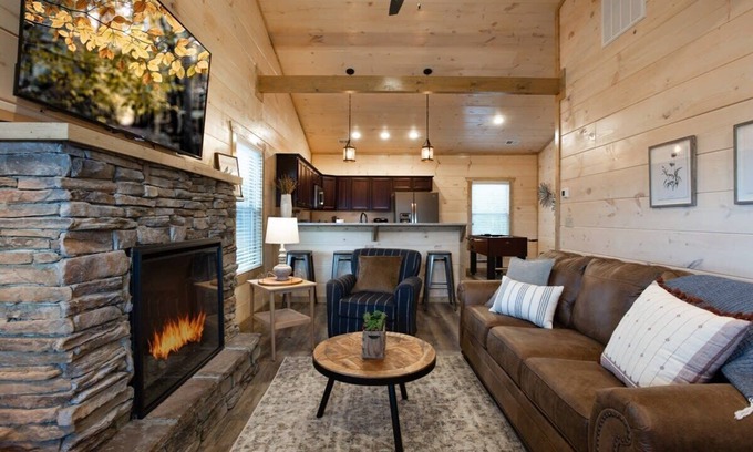 Pigeon Forge Cabina | Minutes From The Heart Of Pigeon Forge/Hot Tub/New