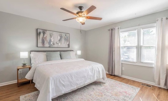 Huntsville Casa | Minutes to Arsenal & Downtown- Rocket City Retreat