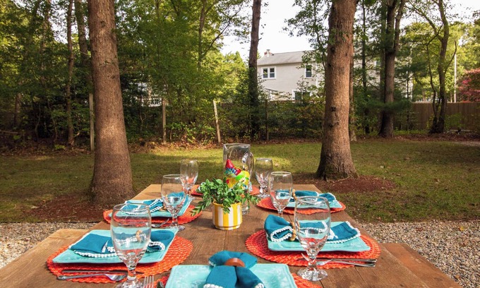Centerville Casa | Minutes to Beach, Expansive backyard!