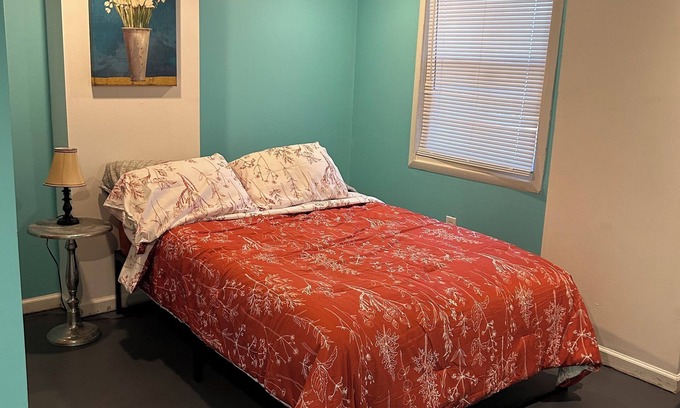 Chattanooga Casa | Minutes to Chattanooga Airport or downtown!!