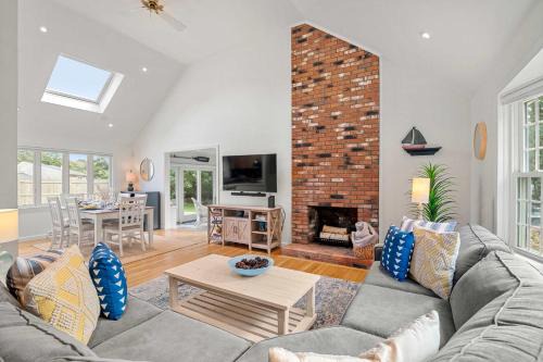 South Harwich Casa | Minutes to Red River Beach Dog Friendly