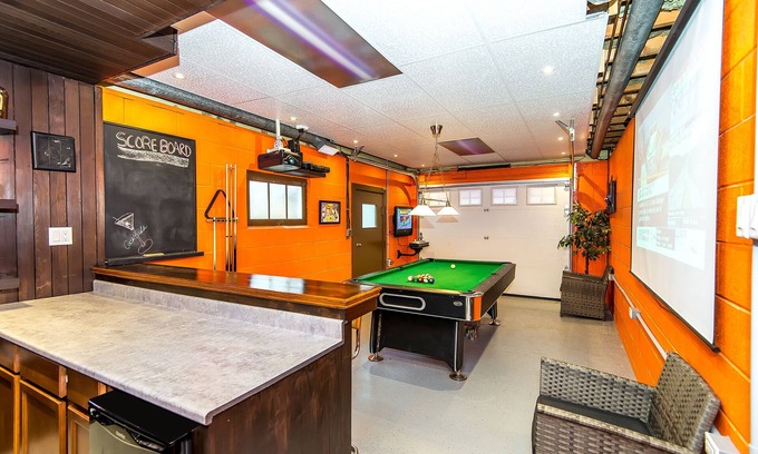 Wainfleet Casa | A minutos de la playa - Lakeshore Meadows Retreat