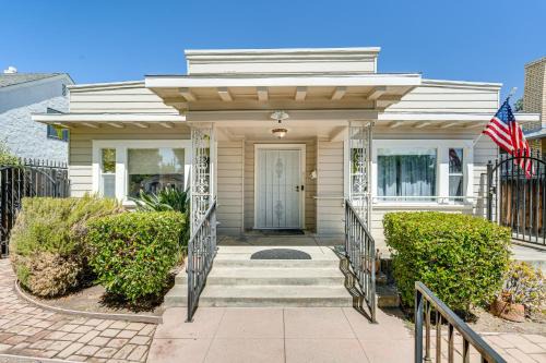 Stockton Casa | Miracle Mile Stay Classic Stockton Home with Yard!