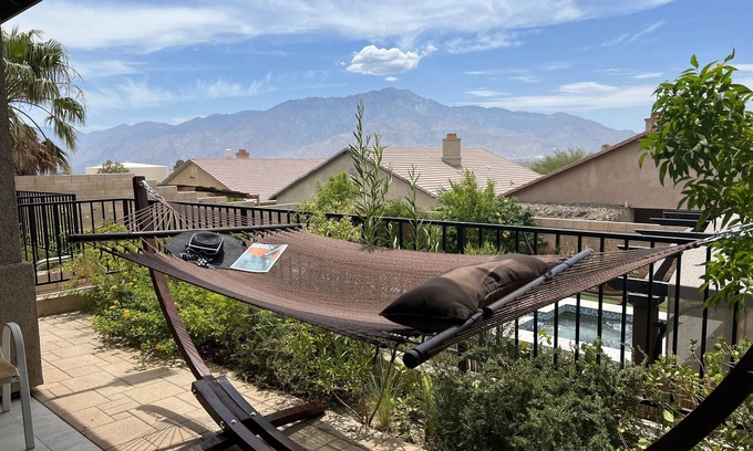 Desert Hot Springs Casa | MIRACLE Natural Famous Hot Mineral Springs Water Villa Desert Oasis ,EV CHARGER