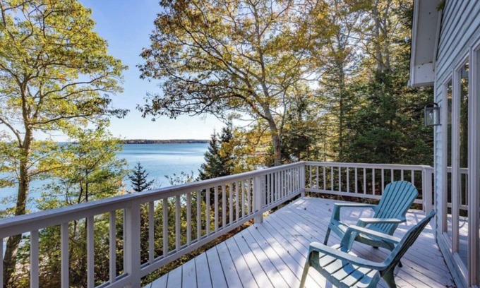 Round Pond Casa | Miracle place