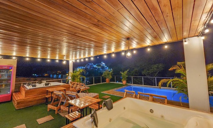 Puerto Triunfo Hotel | MIRADORES DEL PARAISO