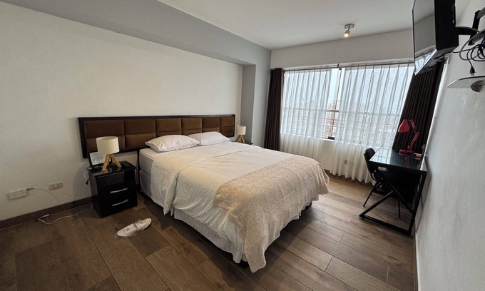 Miraflores Apartamento | Miraflores Down Town