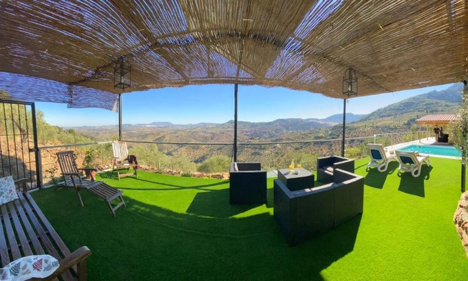 El Gastor Casa | Miralvalle