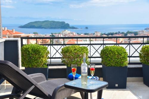 Podmaine Cama Y Desayuno | Misisuone Apartments Budva