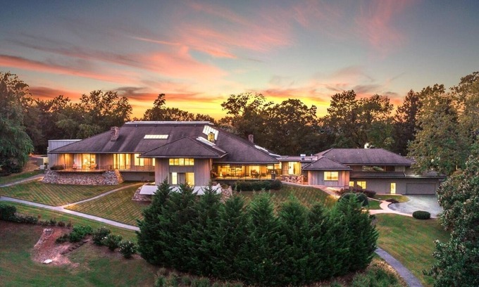 Missionary Ridge Apartamento | Missionary Ridge Retreat- game room, putting green, tennis, & more!