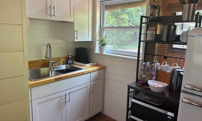 Taylorsville Cabina | Mistletoe, Luxurious Lake Front Glamping Tent on Lake Hickory
