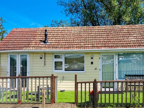Horning Casa | Mistlethrush