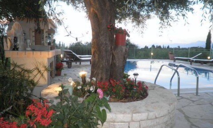 Agios Stefanos Villa | Villa con piscina privada y vistas al mar en el noreste de Corfú