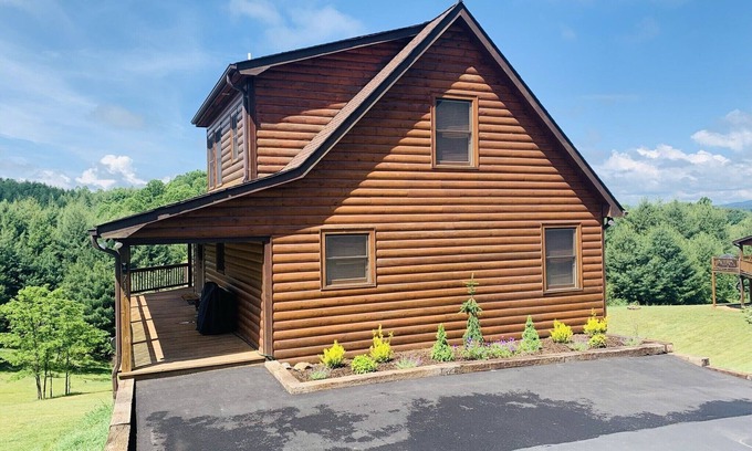 Piney Creek Cabina | Misty Mountain Cabin w/ gorgeous views