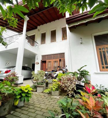 Dalupotha Casa | Misty Tours & Stay