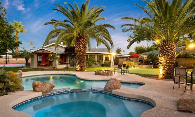 Pointe Scottsdale Casa | Mitchell Retreat/min to Oldtown Scottsdale with pool, spa and bball court!