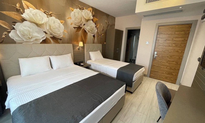 Old Town Hotel | Mithras Hotel