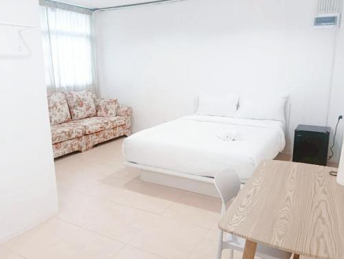 Ploenchit Apartamento | Mitr INN Sukhumvit 2 - BTS Nana