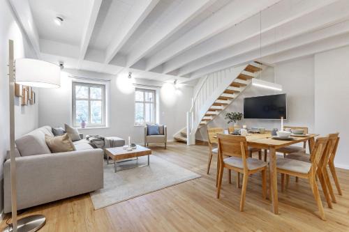 Daenschendorf Casa | Mittenmang