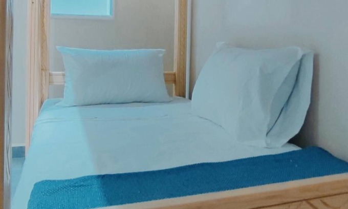 Bouvet Island Cama Y Desayuno | Mixed Dormitory Room - Surf Camp Tamraght