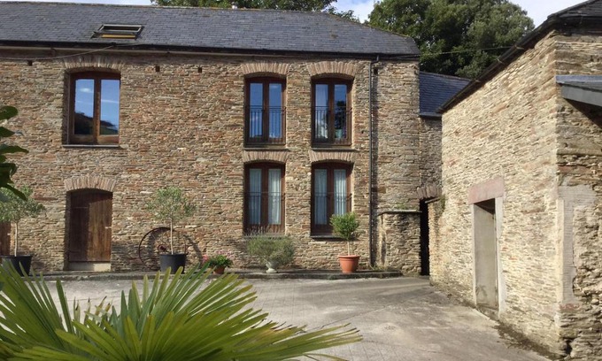 Kingsbridge Casa | Mixit Cottage