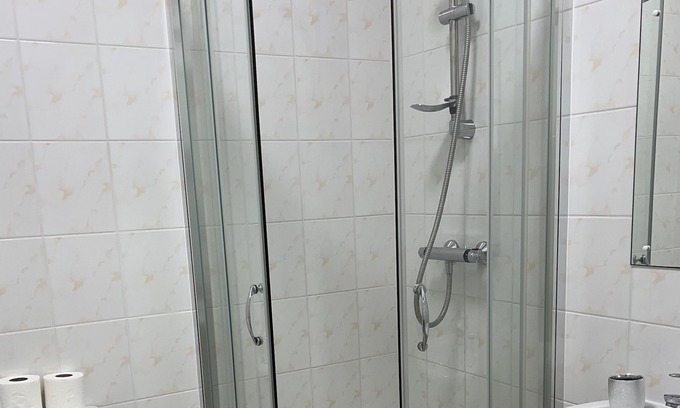Park Royal Casa | MJ Service Apartment - Close to station - London
