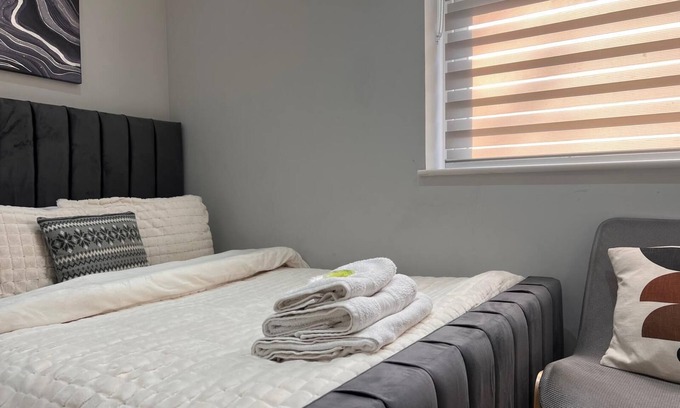 Walpole Apartamento | MJ Serviced apartment - West London 55 - Next to Tube Station