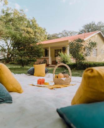 Moshi Casa | Mkoani Homestay