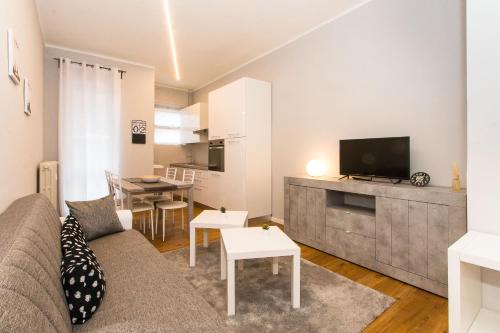 Parella Apartamento | MM Pozzo Strada Terrace Apartment