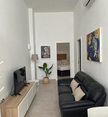 Bailen-Miraflores Apartamento | MN Homes Fonseca A