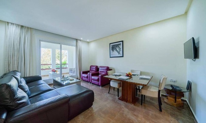 Mnar Apartamento | Mnar Castle for 1 Pers in 2 Rooms Suite Sea View