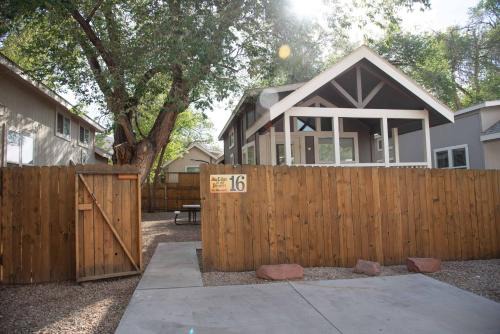 Moab Casa | Moab Rim Cabin #16