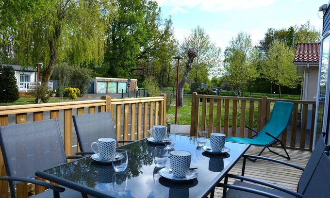 Sadirac Casa | Mobil-Home Althéa 3 Rooms 4 People Air-conditioned + TV 2sdb