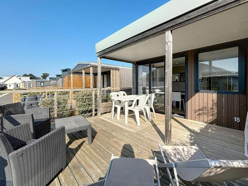 Jullouville-les-Pins Casa | Mobil-home Grand Confort à 200m plage, camping avec piscine, terrasse, WiFi inclus - 4 pers. - FR-1-361A-37
