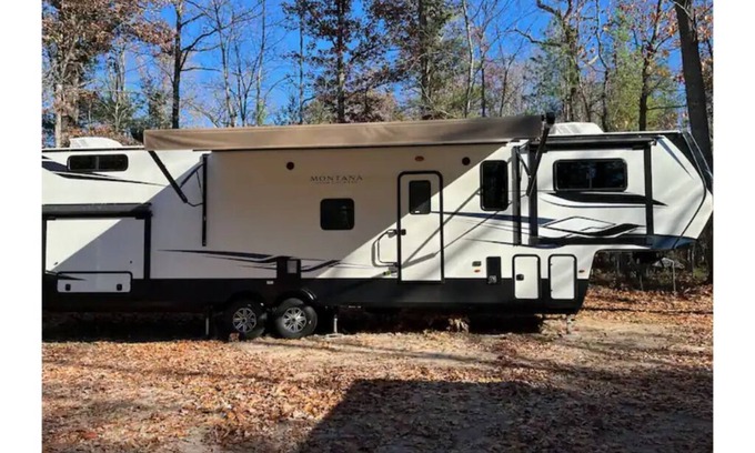 Suttons Bay Casa | Mobile Getaway, "Up North", Luxury Camping;