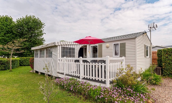 Saint-Gildas-de-Rhuys Alquiler De RV | Mobilhome 6 Pers - Piscine' con piscina compartida, terraza compartida y jardín privado