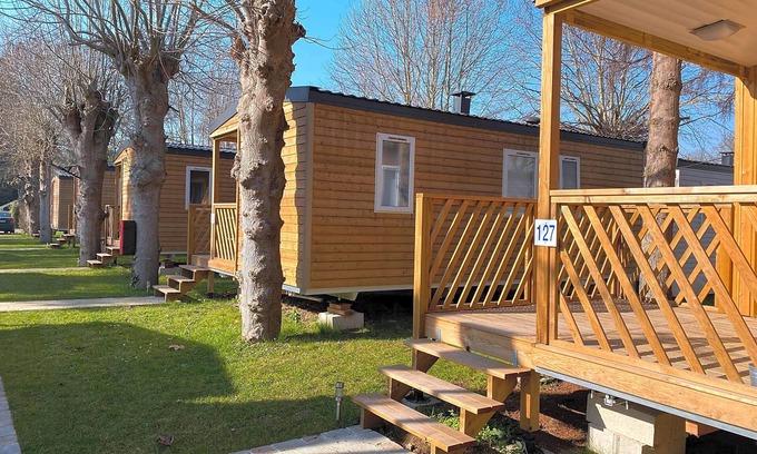 Triel-sur-Seine Chalet De Esquí | Mobile Home Chalet