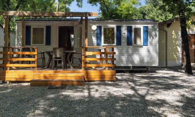 Lavilledieu Casa | Casa móvil 'Confort A - 1-6 pers' con piscina compartida, terraza privada y jardín compartido
