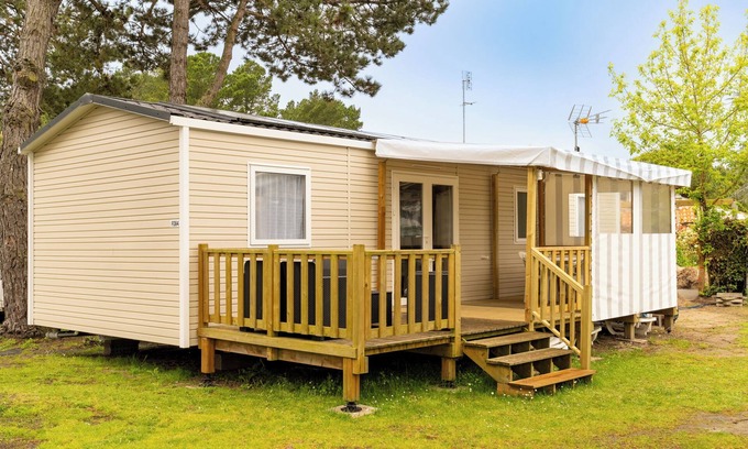Saint-Jean-de-Monts Alquiler De RV | Casa móvil 'Mobil-home Saint Jean De Monts' con piscina compartida, terraza privada y Wi-Fi